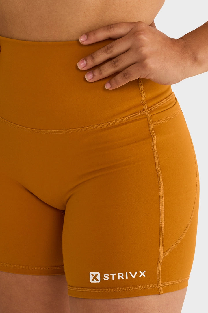 LIRA MOTION Shorts