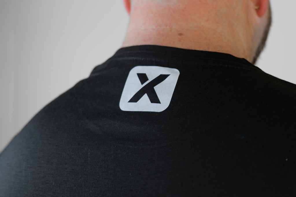 Camiseta Triblend Strivx Crew