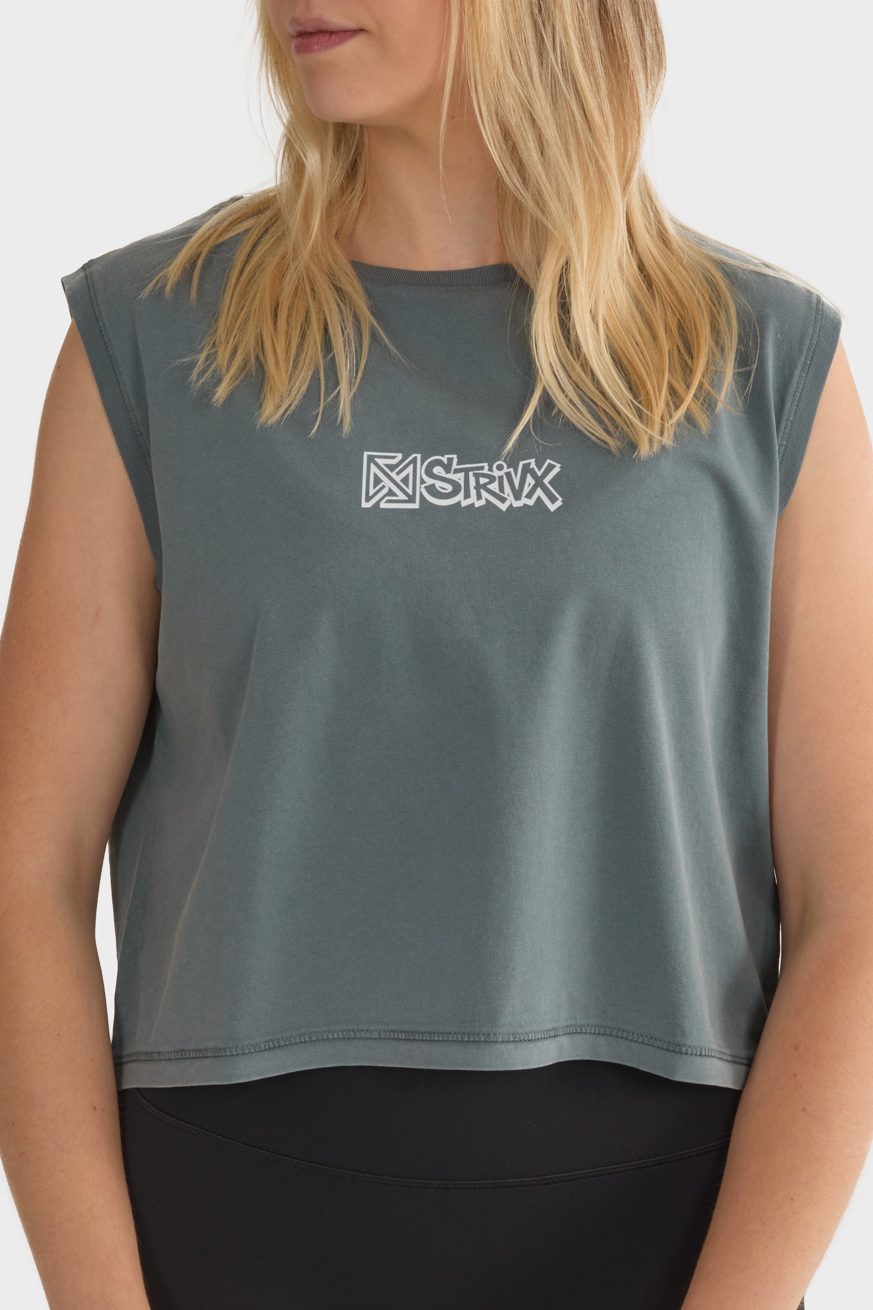 CROP LOOK STRIVX GRAFITI